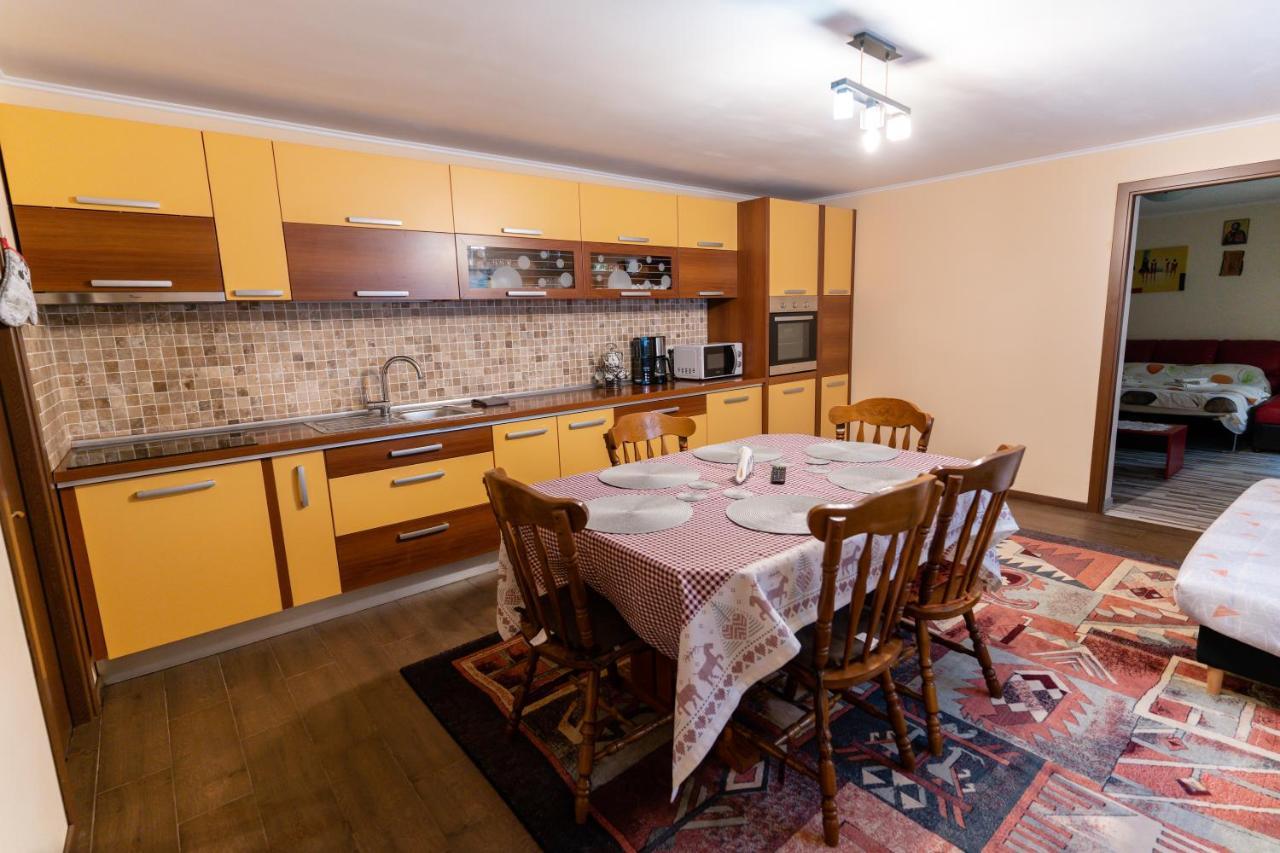 Mario'S Cozy Apartment Risnov Bagian luar foto